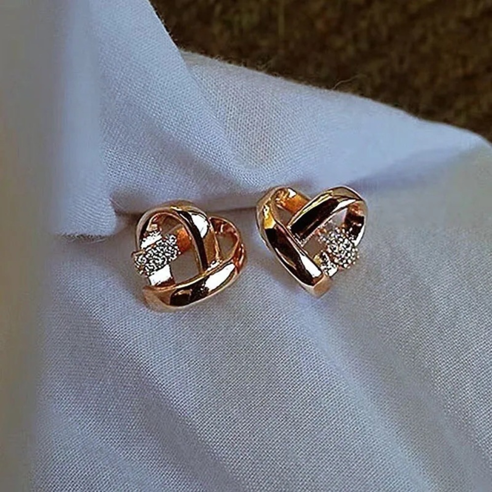 ELEGANT Heart Diamond 18K Gold Plated Stud Earrings